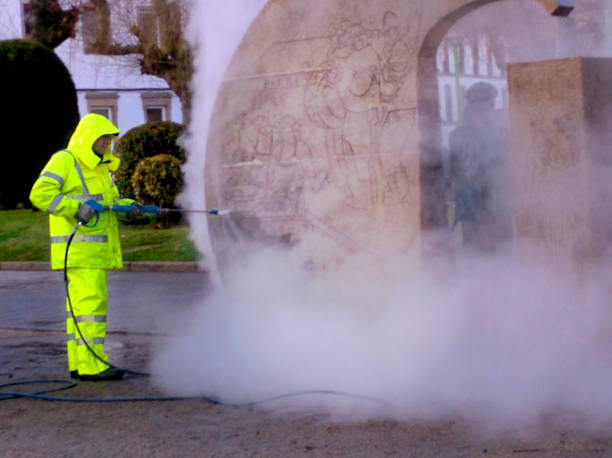 Lakewood Clu, MI Pressure Washing Company